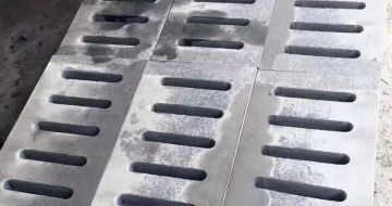 烟台 芝麻灰石材沟盖板
