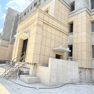 烟台 黄金麻干挂，工地实拍