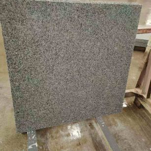 烟台 芝麻白光面900*900，高地铁标准