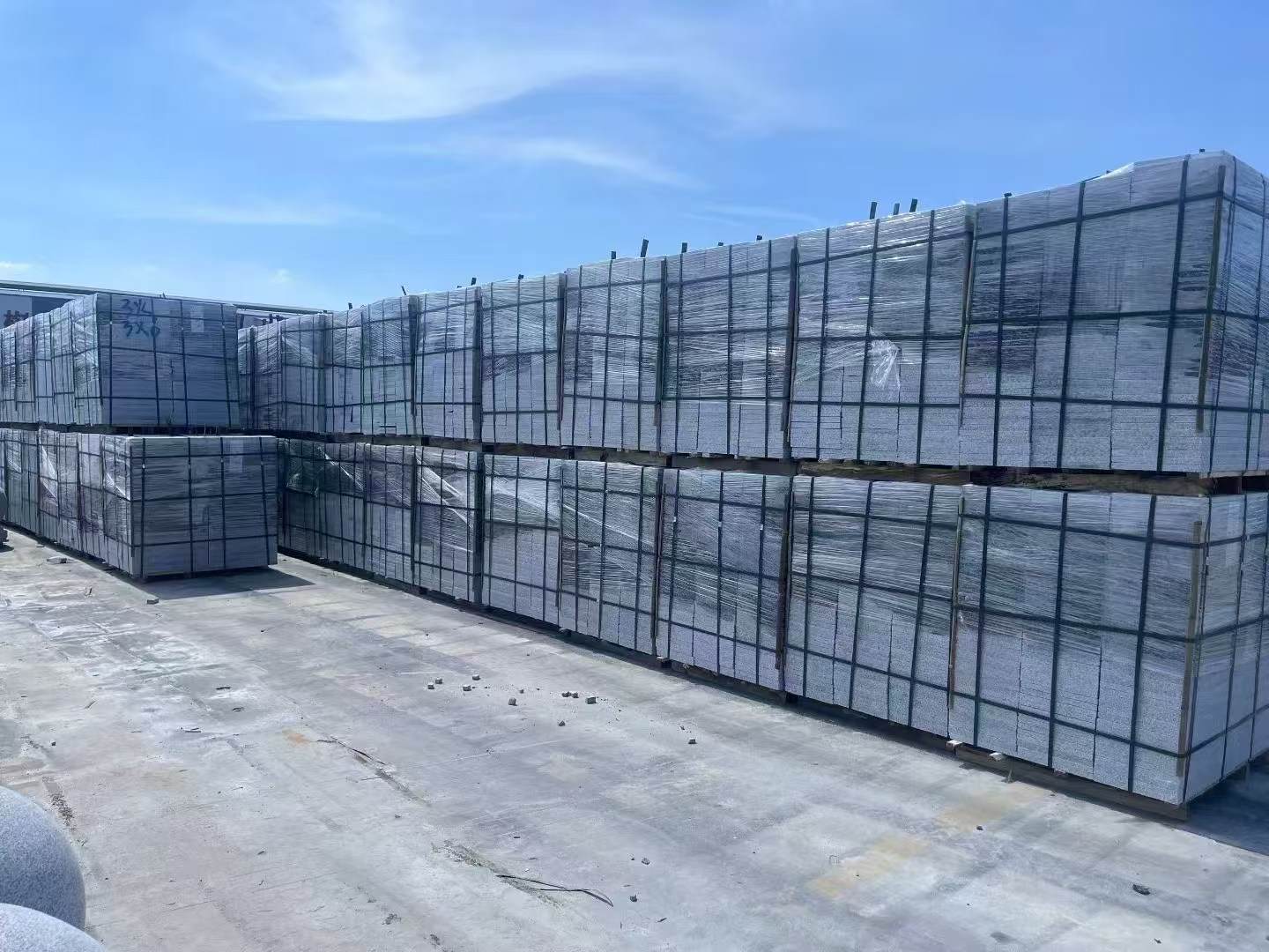 烟台 芝麻白火烧成品300*600地铺料，大量现货，物美价廉