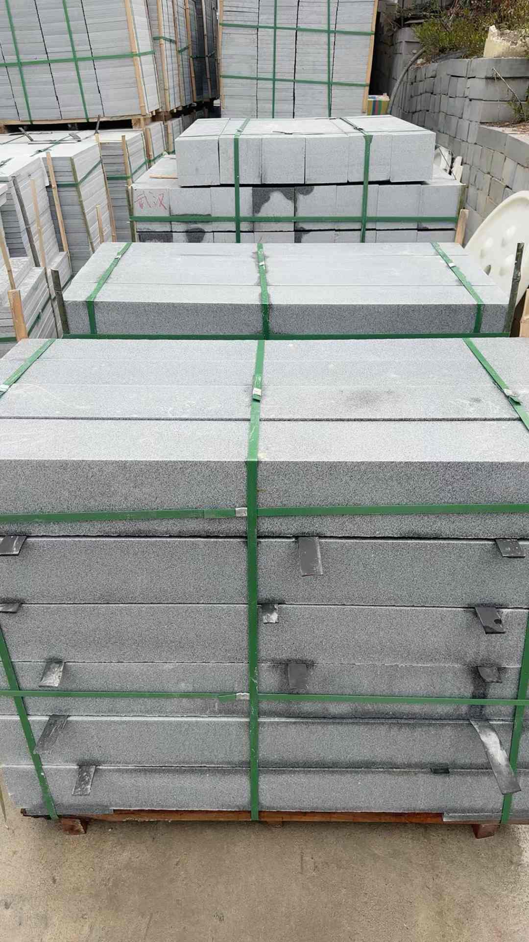 烟台 芝麻灰机切面栏杆